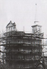 Zanajci opravy v r. 1983